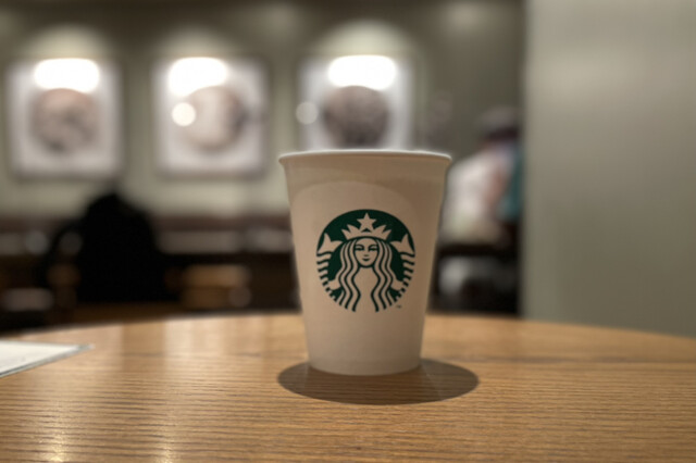 Starbucks Coffee Shinjuku Shinnanguchi Ten photo 2