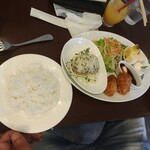 フライパン - ランチプレート　ハンバーグ＋カキフライ