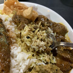 ファミリーケータリン - 