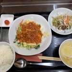 中国菜 香味 - 紋甲イカと卵のチリソース