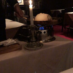 ザンビ - 和牛フィレ肉の塩包み焼き