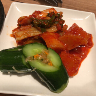 ホルモン焼道場 蔵_1