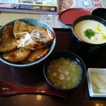 和食レストランとんでん - 北海道豚丼とジャンボ茶碗蒸しのセット