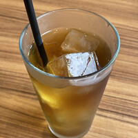 柳橋焼にく わにく - 烏龍茶