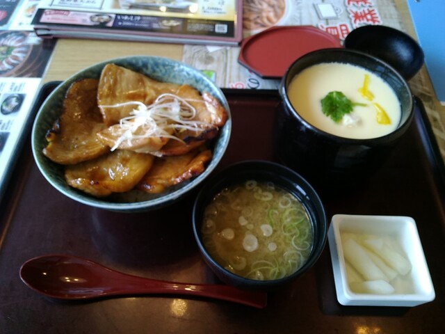 Washoku Restaurant Tonden Kohoku Ten photo 3