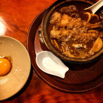 山本屋本店 - 天ぷら入り味噌煮込みうどん(海老天2本)