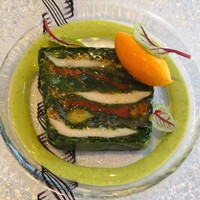 レザンファン ギャテ - Menu Bonne Terrine：〈Pettit-Terrine〉地鶏胸肉とケール、リンゴの小さなテリーヌ