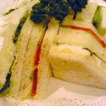 カフェ＆ダイニング Chef's Palette - 6月6日。野菜サンドイッチ。
