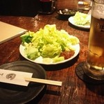 あっさり串焼 ○座 - キャベツとビール