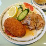 タカセ - （'13/04）日替わりランチ グリルチキンとサーモンとポテトのクリームコロッケ 800円