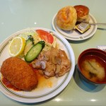 タカセ - （'13/04）日替わりランチ グリルチキンとサーモンとポテトのクリームコロッケ 800円