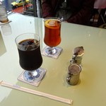タカセ - （'13/04）日替わりランチのアイスコーヒーとレモンティー