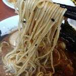 らーめん おっぺしゃん - バリ麺リフト⤴️「マー油」が効いたスープが絡んできます(*^_^*)v