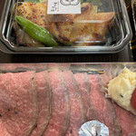 味工房 まんま紬 - 和牛A5ランクもも肉のローストビーフ　阿波尾鶏の塩焼き