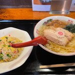 水戸中華そば むじゃき食堂 - 塩ラーメン＋半チャーハン