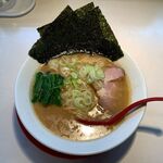 ラーメンとん太 - 家系醤油ラーメン＠ラーメンとん太大洗店（2021年10月某日）