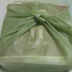 美濃吉本店 竹茂楼 - 懐石弁当の包み