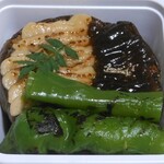 美濃吉本店 竹茂楼 - 夏の彩り懐石弁当「右上」のお料理