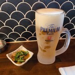 酒場かんかん - 暑い夏はいきなりメガ生ビール。