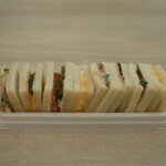 ユーコープ ミアクチーナ - 料理写真:ひとくちサンド(野菜ミックス)