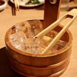 焼肉 グルマンズいとう - 氷の出し方も素敵