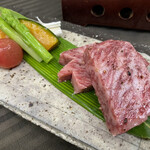 料亭旅館 竹千代 - 台の物 黒毛和牛石焼きステーキ