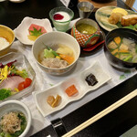 料亭旅館 竹千代 - 朝食