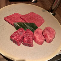 焼肉うしごろ 新宿三丁目店 - 