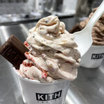 KITH TREATS - 