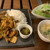 十勝ハーブ牛焼肉 MONMOM -  十勝ハーブ牛焼肉 MONMOM -