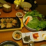 韓国料理 水刺齋 - もち豚サムギョプサル