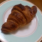 エグ・ヴィヴ - 【2013年03月】クロワッサン＠220円。