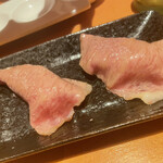 飛騨牛一頭買い　焼肉・灯り家 - 炙り肉寿司