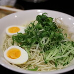 Hiroshima Tsukemen Hiko - つけ麵大盛り・辛さ10倍・チャーシュー抜き・おろしにんにくトッピング(950円)