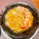 アカ - 2022.7.  フカヒレと車海老のアヒージョ