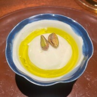 アカ - 2022.7.  山羊のミルクアイスクリーム オリーブオイルかけ