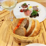 Bistro Le Chemin - ③自家製パン