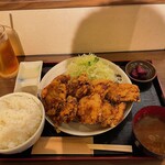 さくら亭 - 旨塩から揚げマウンテン定食(エベレスト)