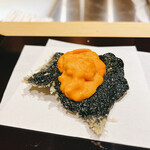 天冨良 麻布よこ田 - 生雲丹と磯辺揚げ