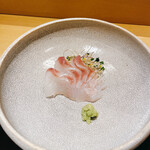 天冨良 麻布よこ田 - 旬の刺身　平目