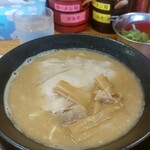 美與志堂 - 豚骨醤油ラーメン