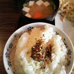 USAGI - ご飯にふり掛け。うさぎの大好物ニンジンの入った味噌汁。