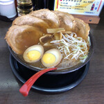 きむら屋 - "中華そば(中)"850円に"煮たまご"100円と"チャーシュー"350円をトッピング♪