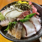 Izakaya Ichiriki - 海鮮丼定食
