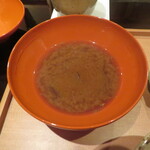 研覃 ほりべ - 赤出汁