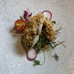 茨城レストラン フェリチタ - 前菜　アジのパン粉焼き　ハーブは裏の畑の自家製