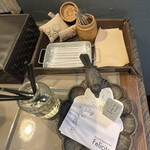 茨城レストラン フェリチタ - トイレ内　綿棒なども揃えて