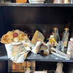 茨城レストラン フェリチタ - トイレ内の棚