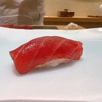 鮨 なんば 日比谷 - まぐろ赤身握り