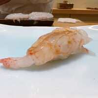 鮨 なんば 日比谷 - 牡丹海老握り